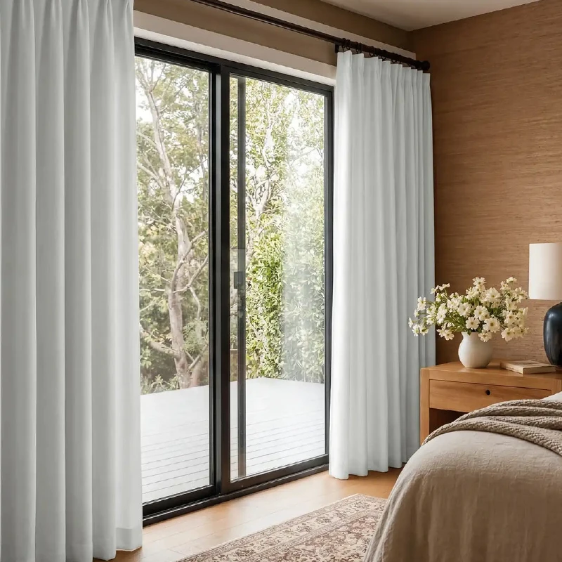 Draft-proof thermal insulation double-lined blackout curtains in UAE
