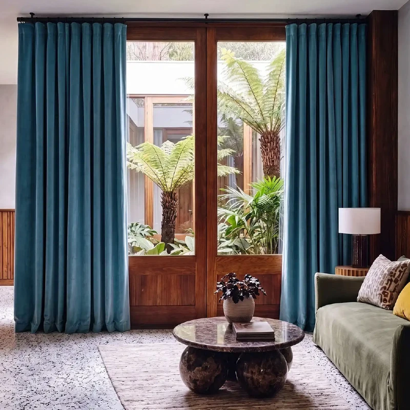 Light-impenetrable thermal barrier high-density blackout curtains in Dubai